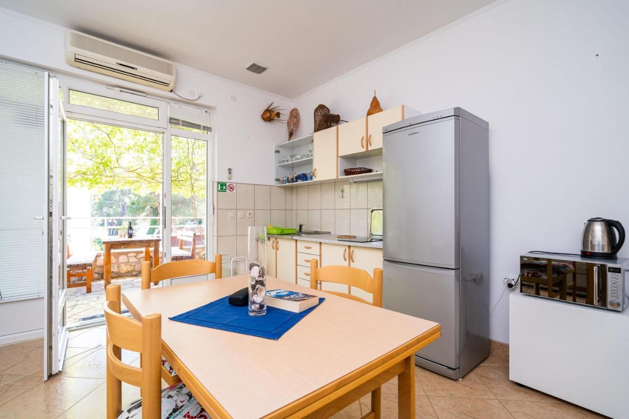 Apartments By The Sea Zuljana, Peljesac - 10233 Exterior foto